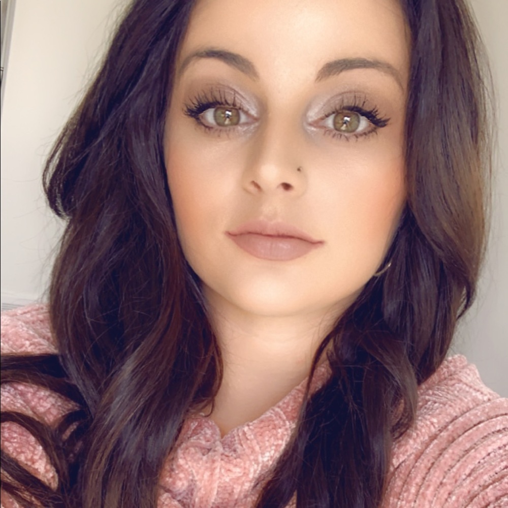 Meet your Posher, Alexandria